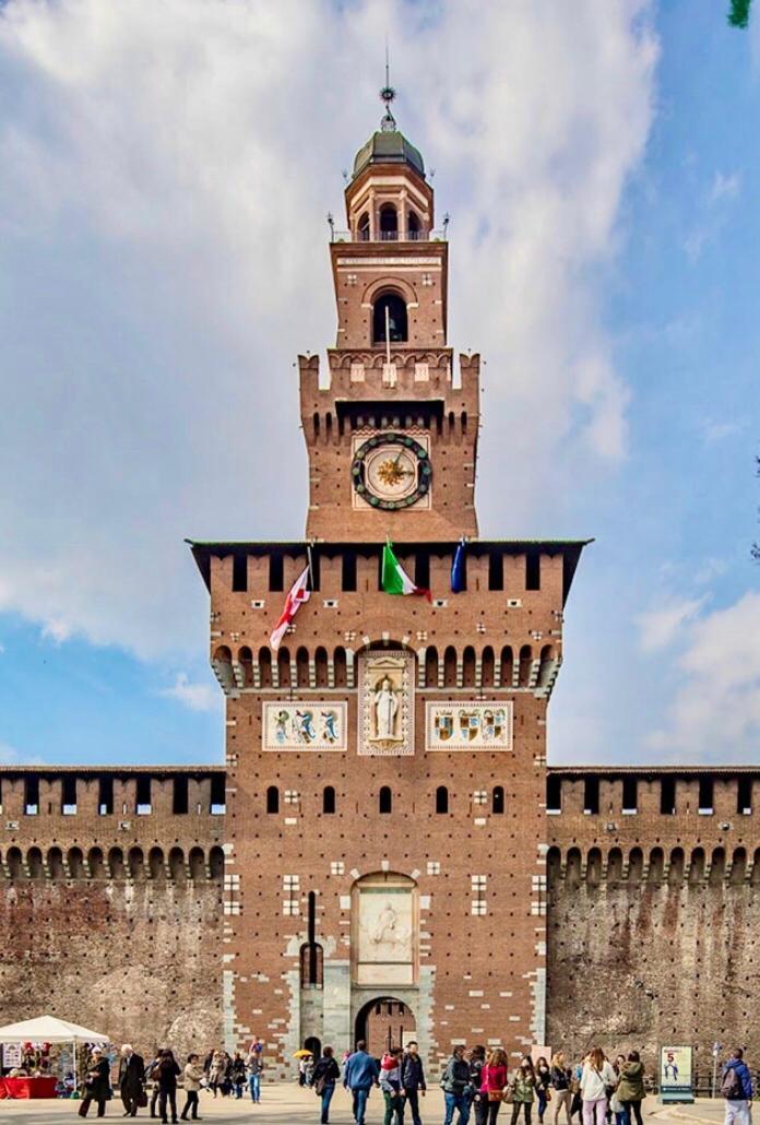 Residenza In Palazzo D'Epoca Apartment Milan Bagian luar foto